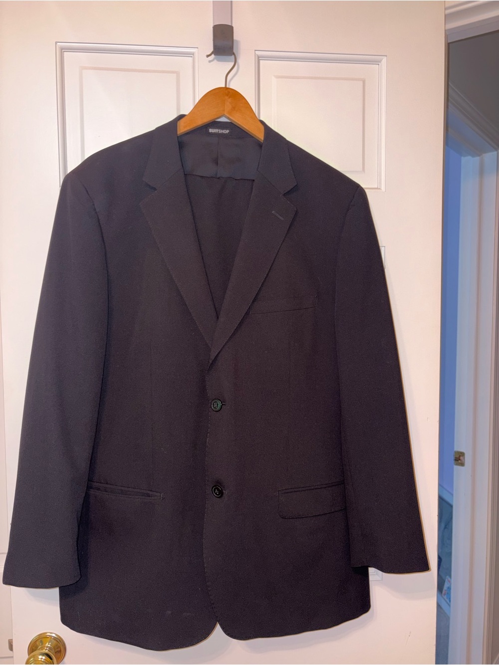 Men's Black Two-Button Suit Jacket - Unbranded Classic Blazer
